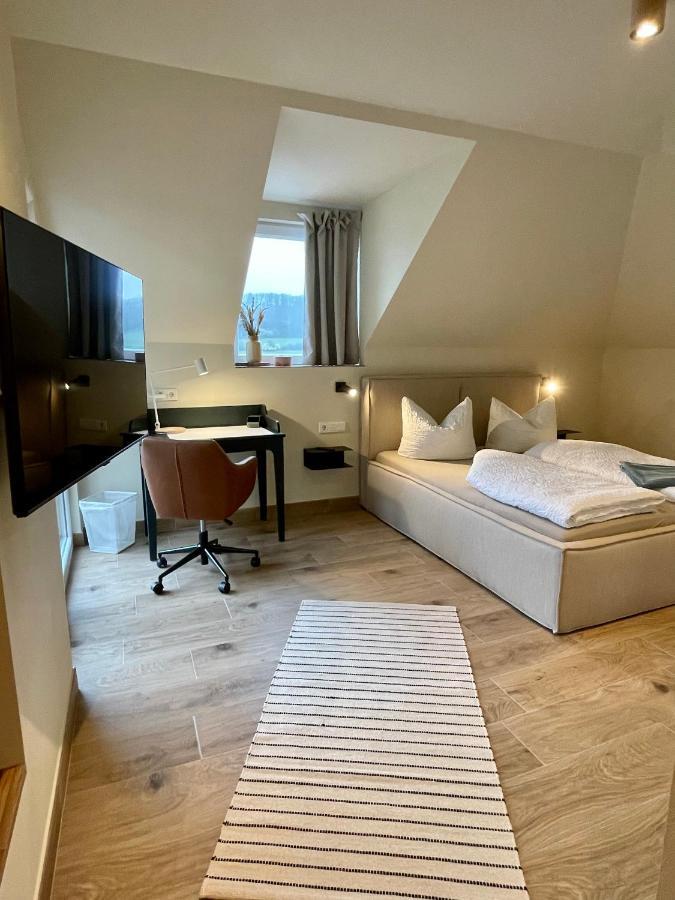 Hotel-Bistro-Europa Merchweiler Exteriör bild